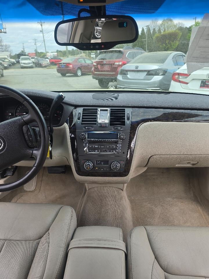 Cadillac DTS Luxury II 2008