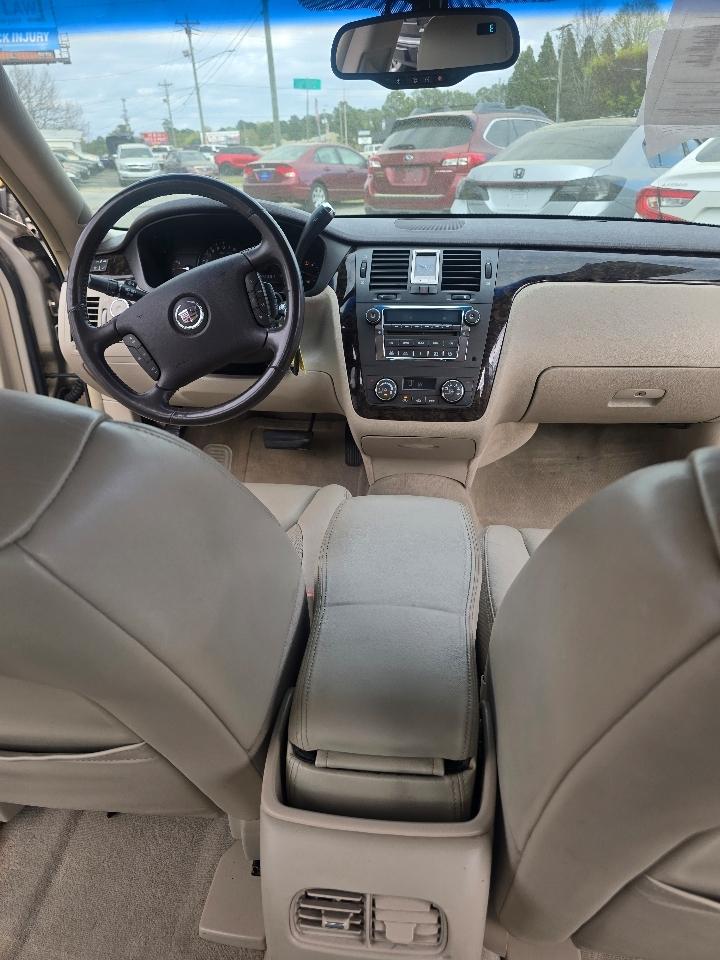 Cadillac DTS Luxury II 2008