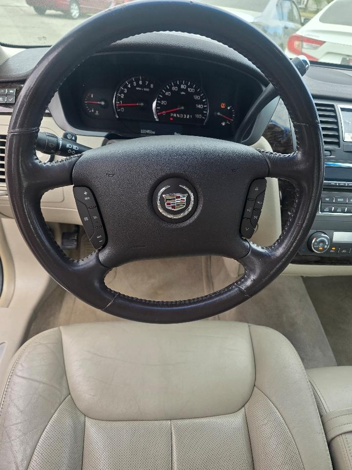 Cadillac DTS Luxury II 2008