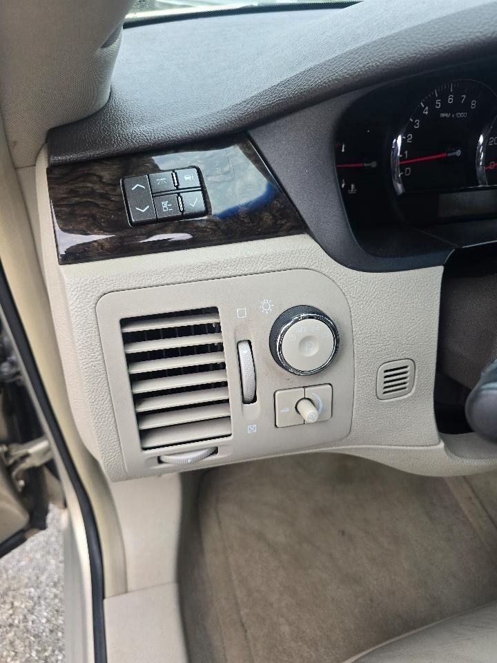 Cadillac DTS Luxury II 2008