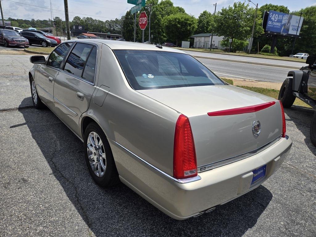 Cadillac DTS Luxury II 2008