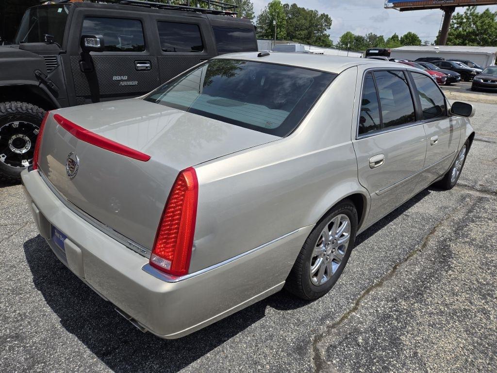 Cadillac DTS Luxury II 2008