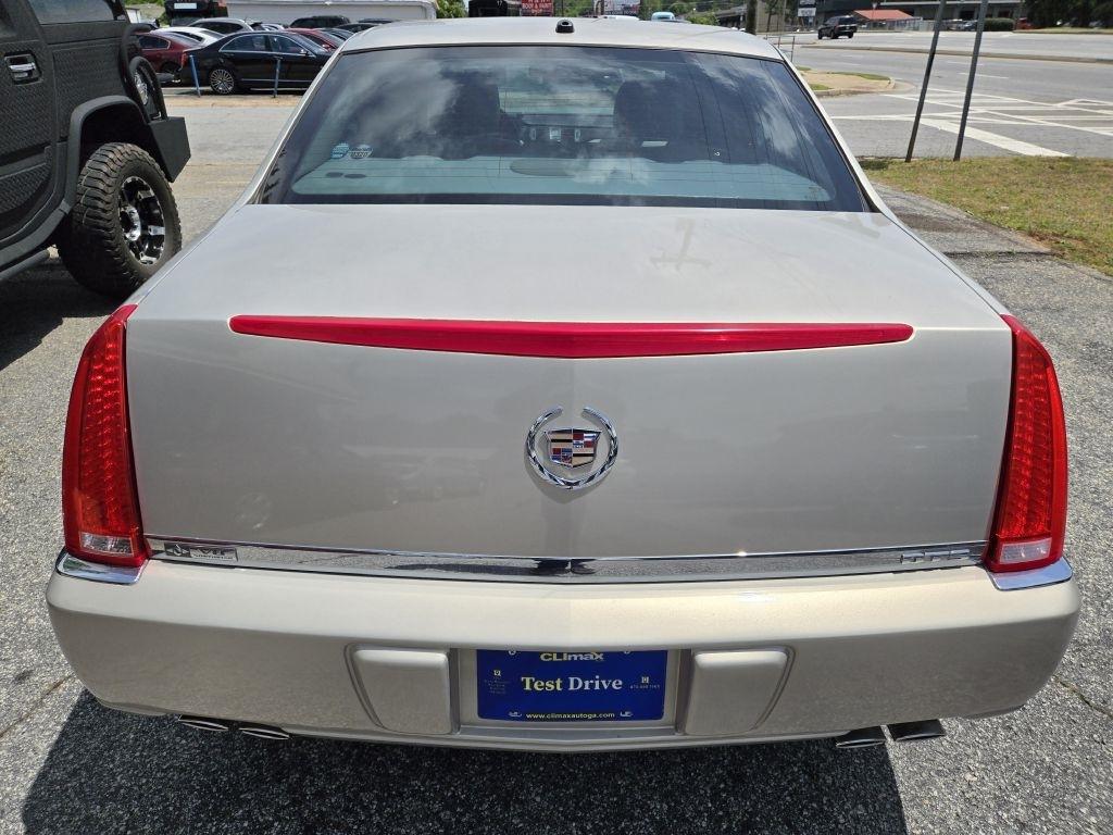 Cadillac DTS Luxury II 2008