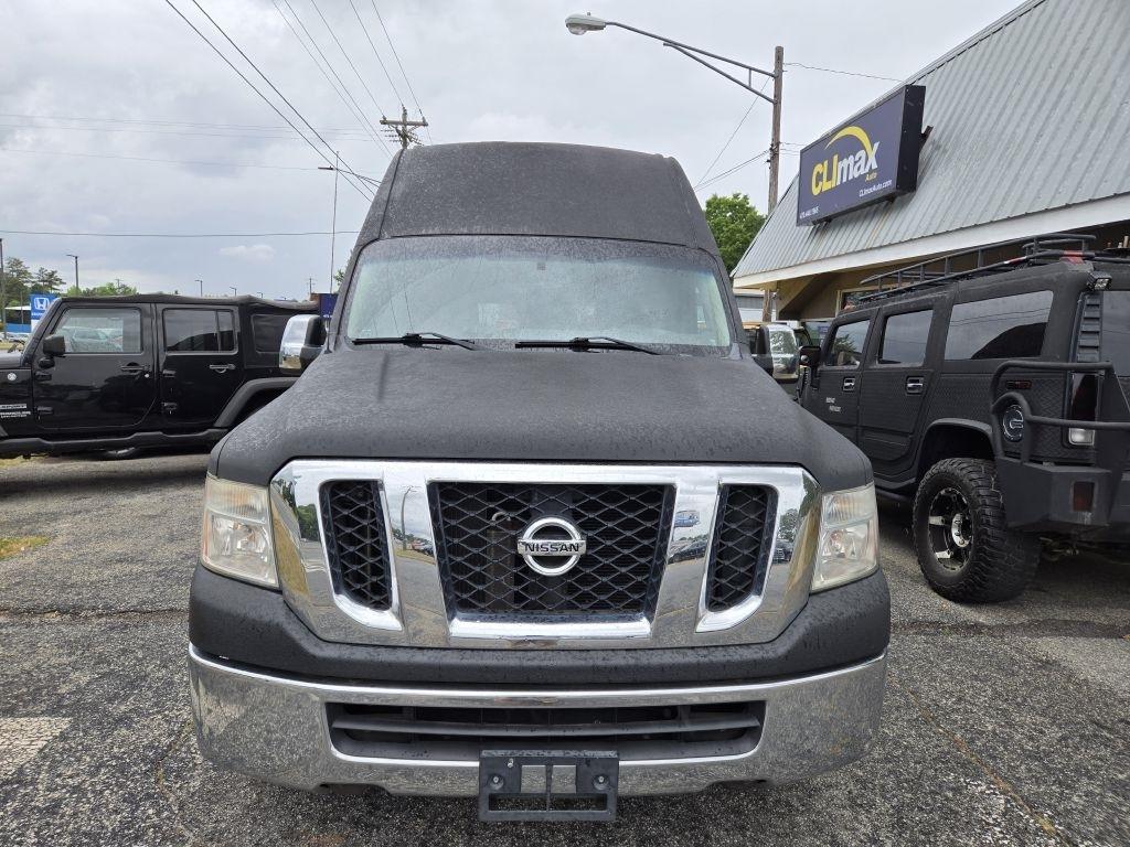 Nissan NV Cargo 2500 HD S V8 High Roof 2012