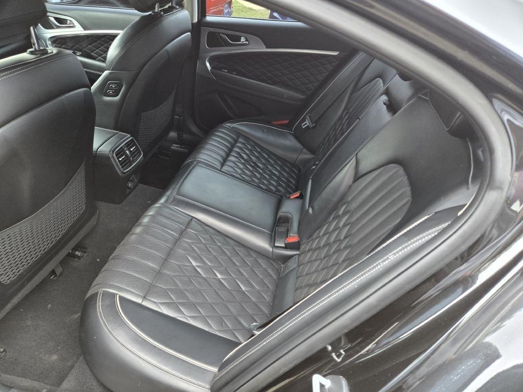 Genesis G70 2.0T Advanced 2019