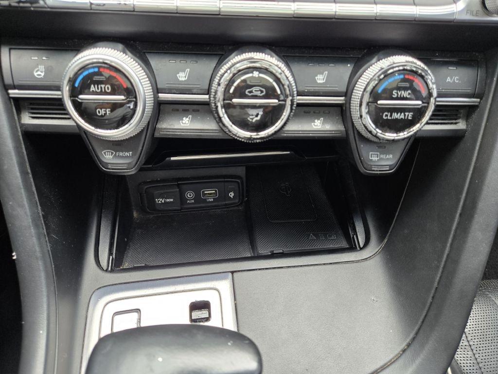 Genesis G70 2.0T Advanced 2019