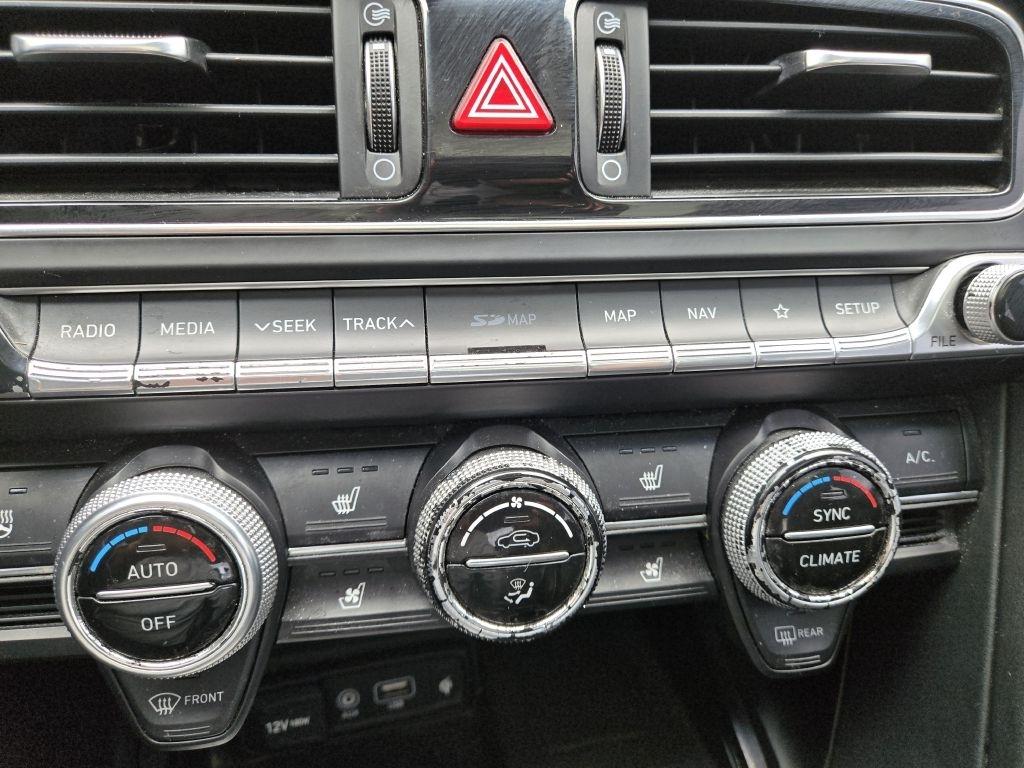 Genesis G70 2.0T Advanced 2019