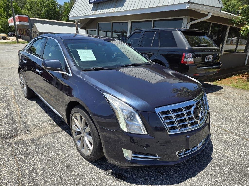Cadillac XTS Luxury 2013