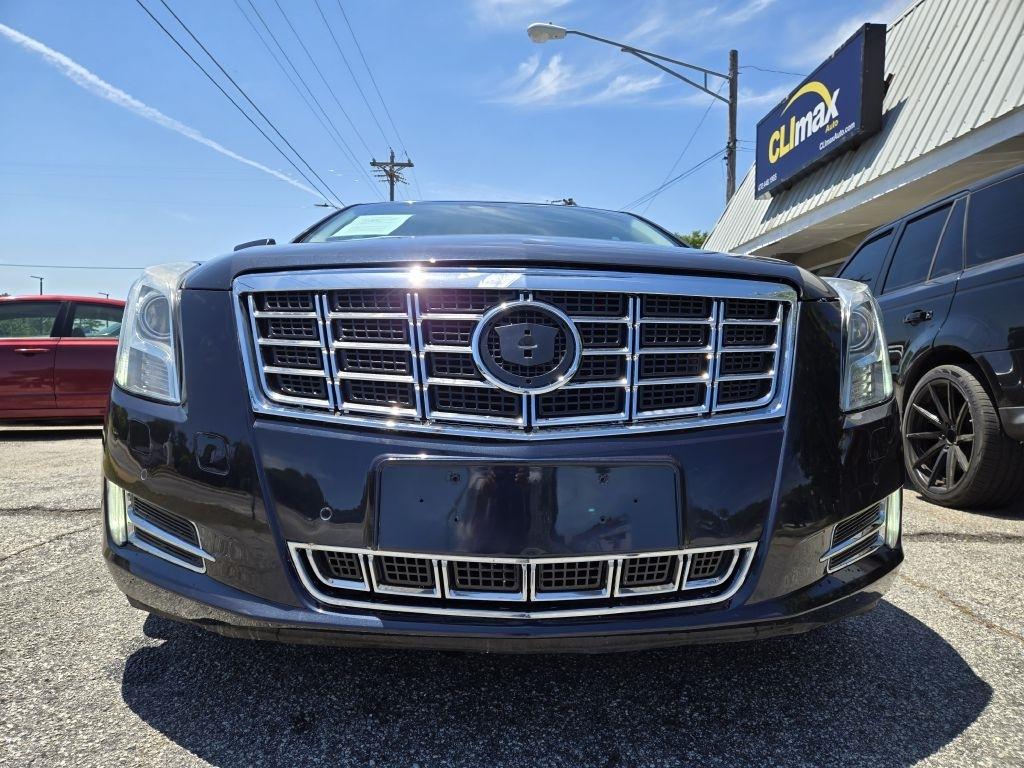 Cadillac XTS Luxury 2013