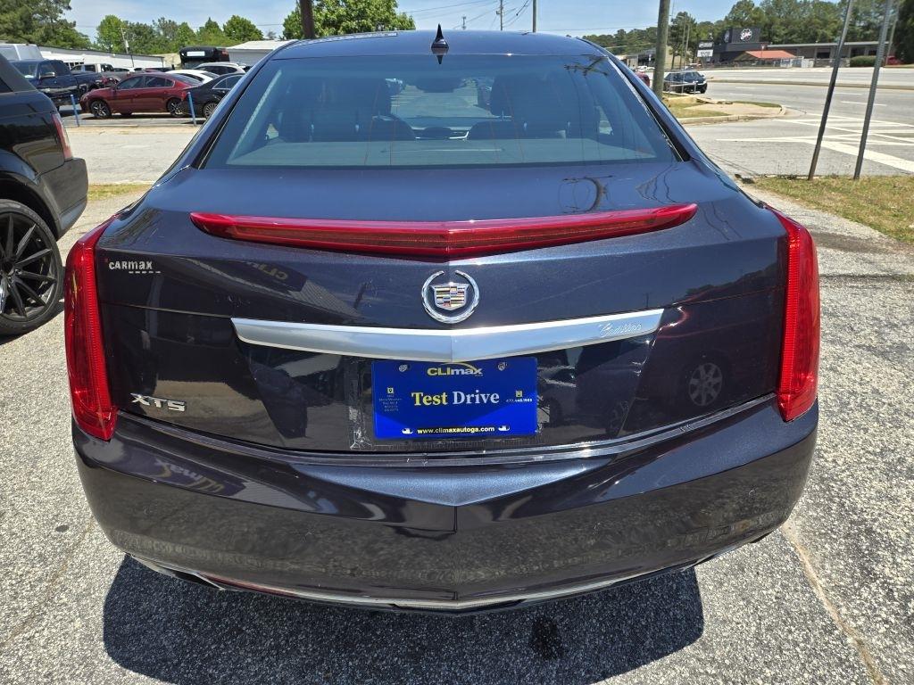 Cadillac XTS Luxury 2013