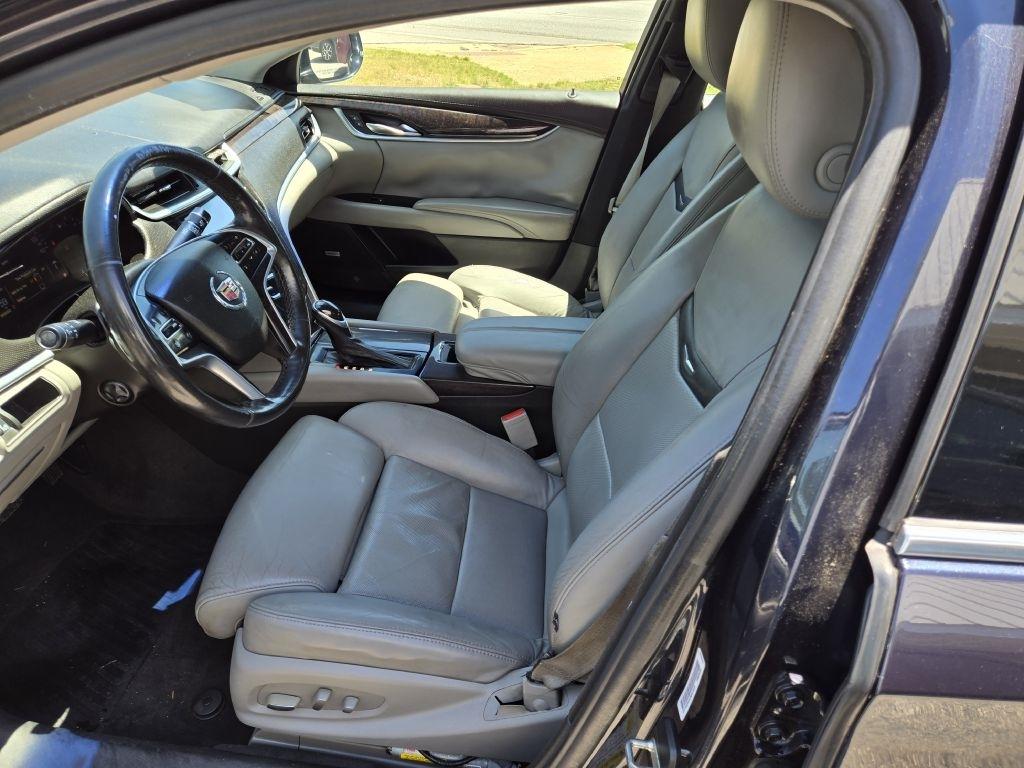 Cadillac XTS Luxury 2013
