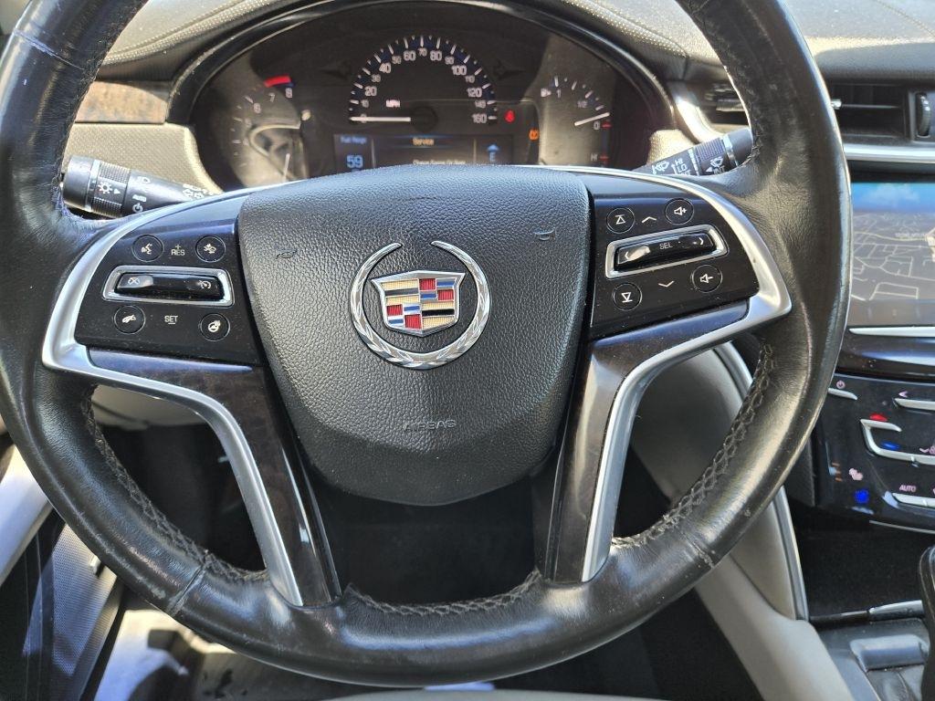 Cadillac XTS Luxury 2013