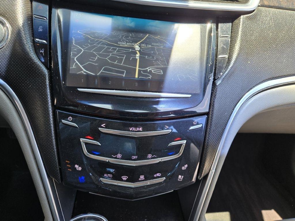 Cadillac XTS Luxury 2013