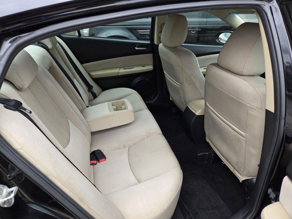 Mazda MAZDA6 i Sport 2011