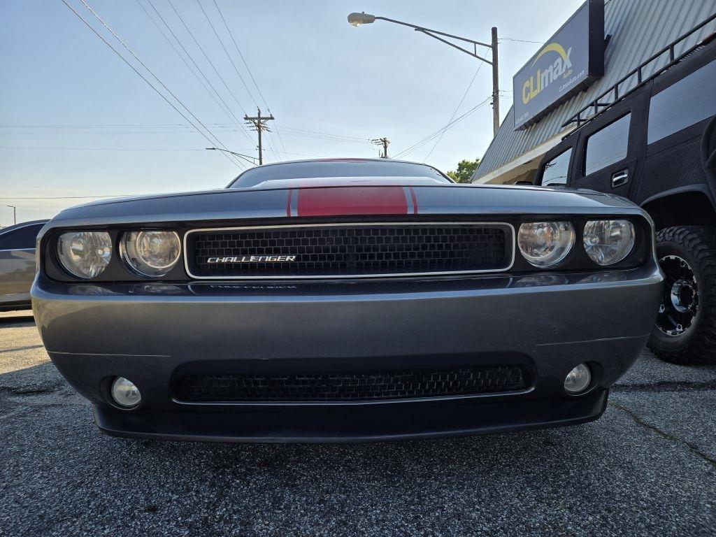 Dodge Challenger SXT 2012