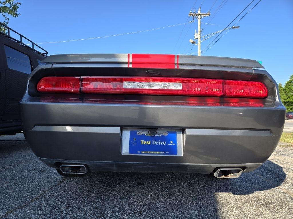 Dodge Challenger SXT 2012