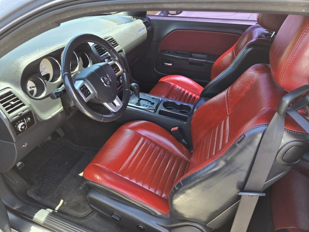 Dodge Challenger SXT 2012