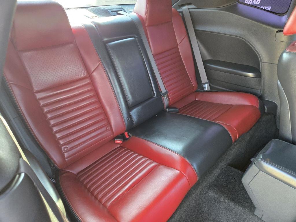 Dodge Challenger SXT 2012