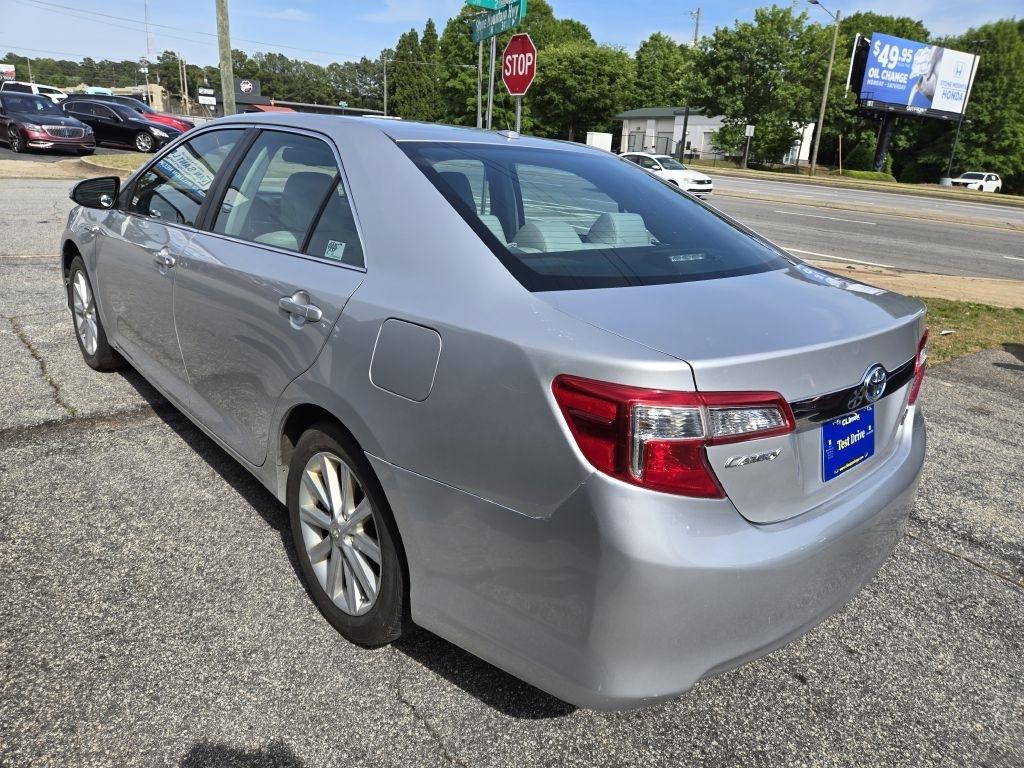 Toyota Camry Hybrid  2012