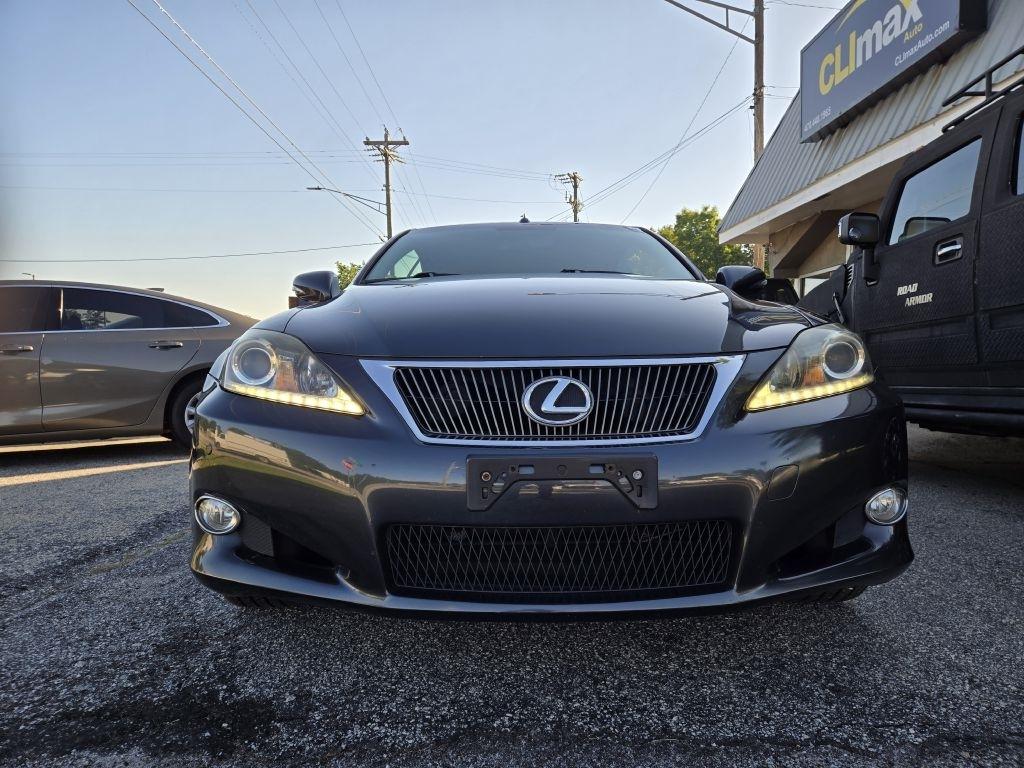 Lexus IS C 250 Manual 2011
