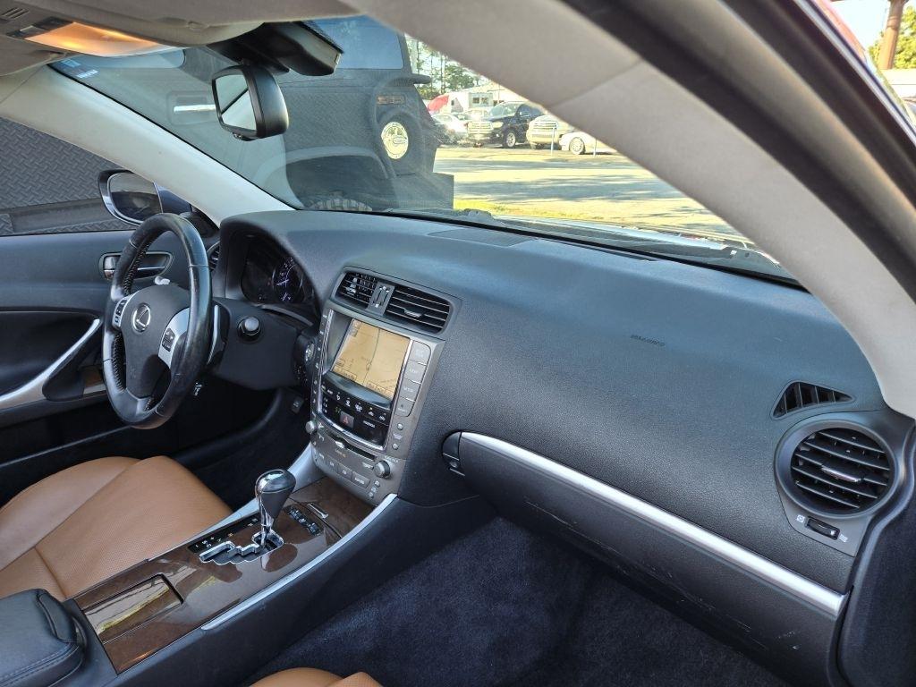Lexus IS C 250 Manual 2011