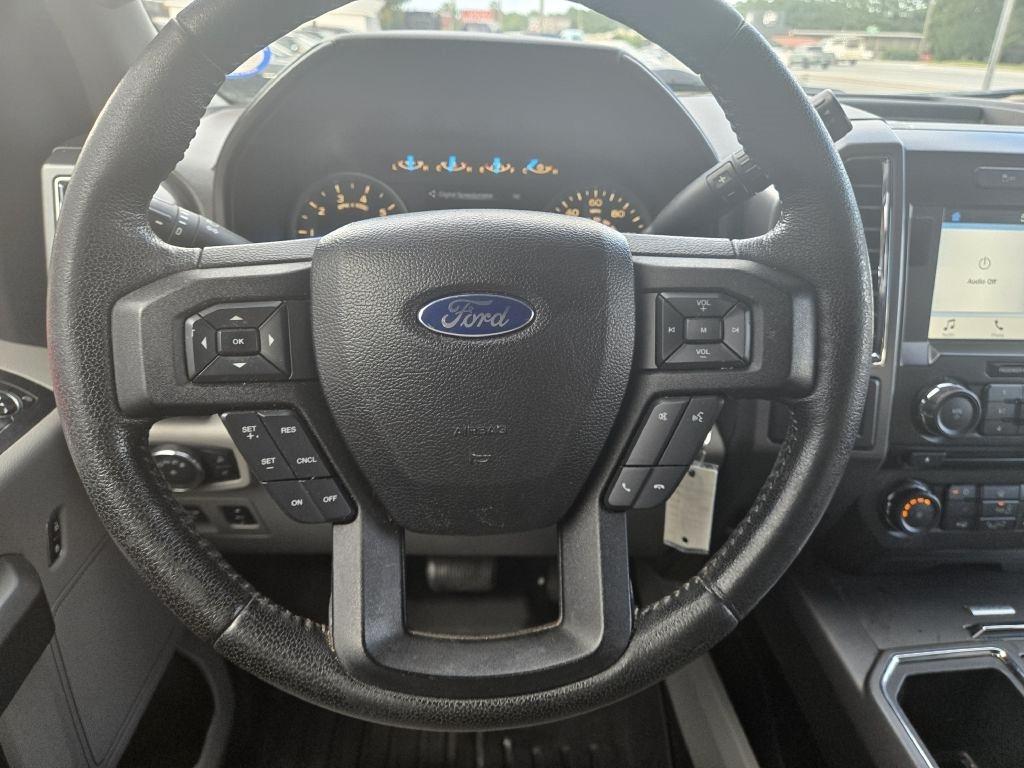 Ford F-150 XL SuperCrew 5.5-ft. Bed 4WD 2016