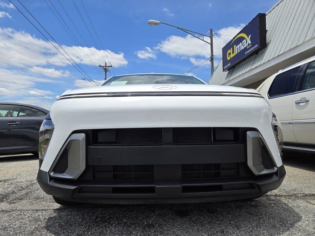 Hyundai Kona SE 2025