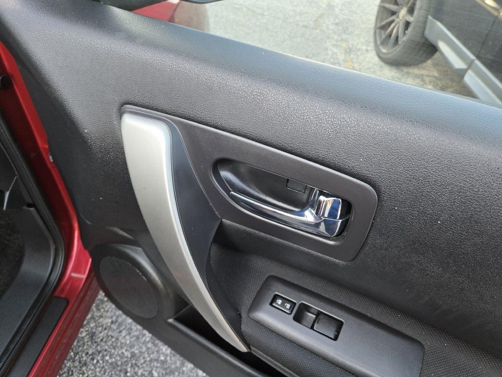 Nissan Rogue S 2WD 2009