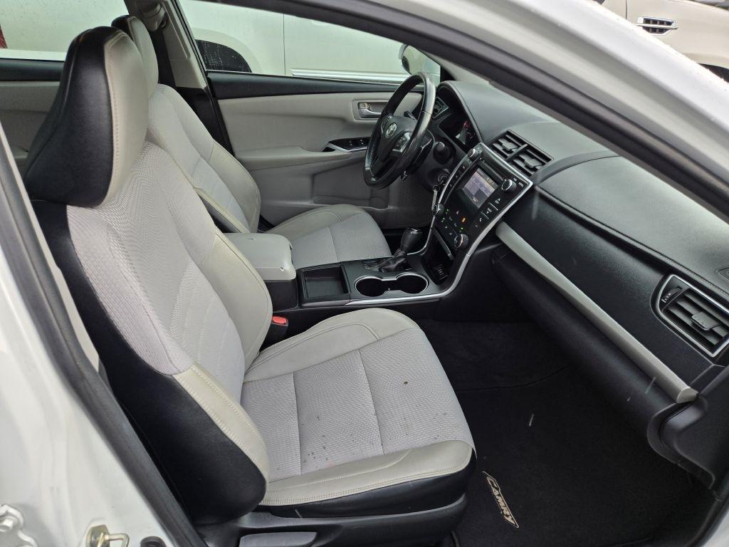 Toyota Camry LE 2017