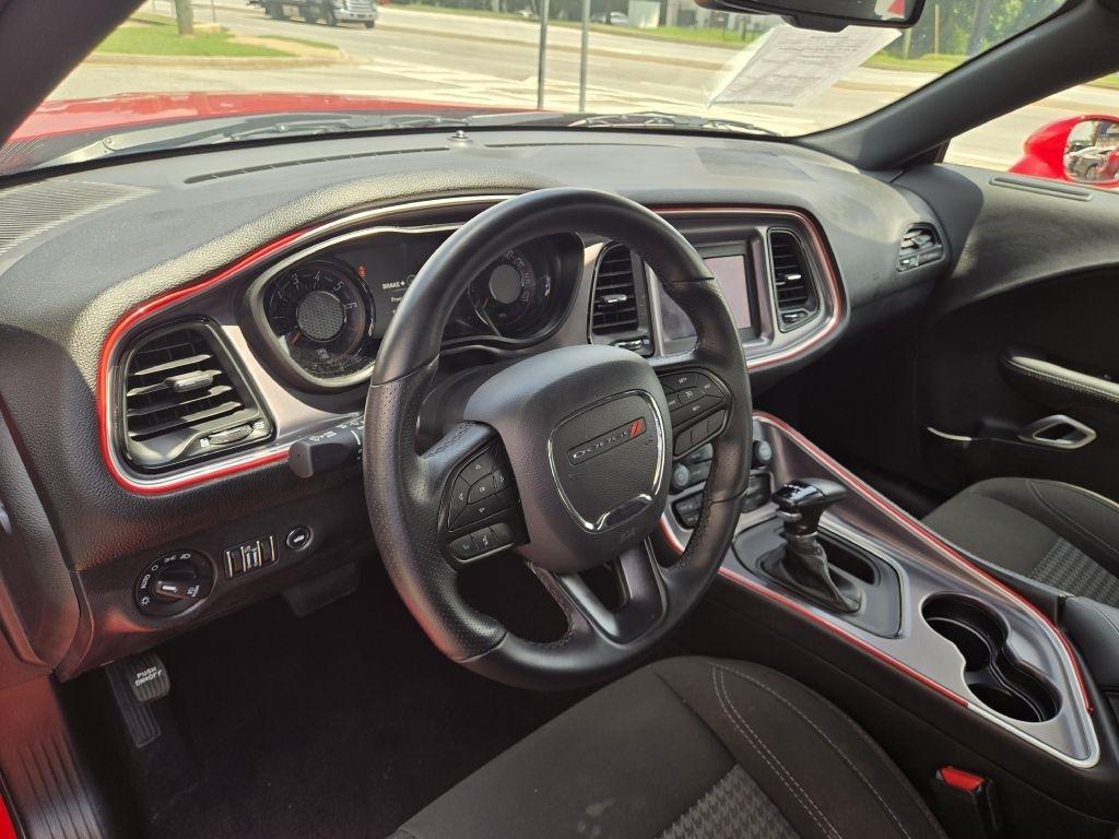 Dodge Challenger SXT 2020