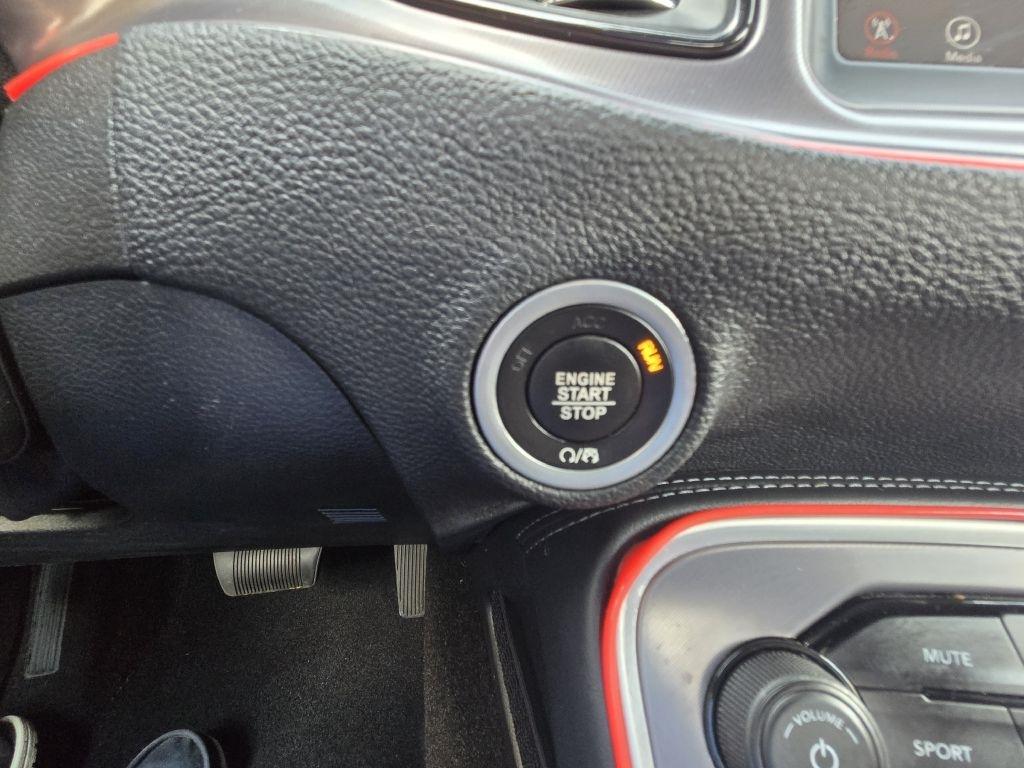 Dodge Challenger SXT 2020