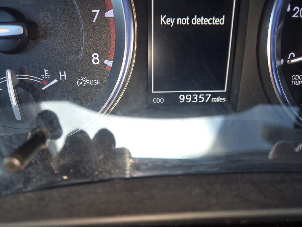 Toyota Highlander Limited FWD V6 2016