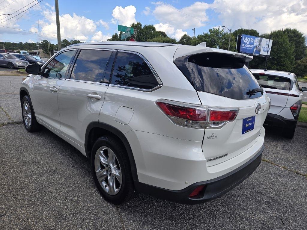 Toyota Highlander Limited FWD V6 2016