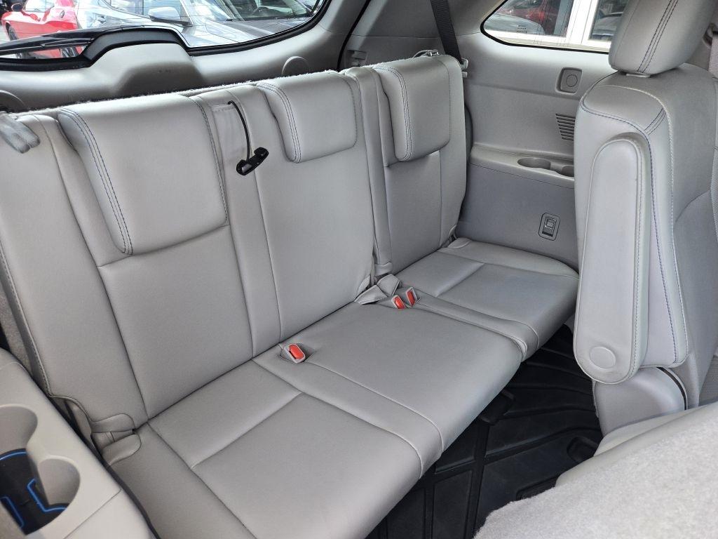 Toyota Highlander Limited FWD V6 2016