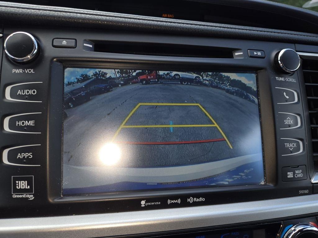 Toyota Highlander Limited FWD V6 2016