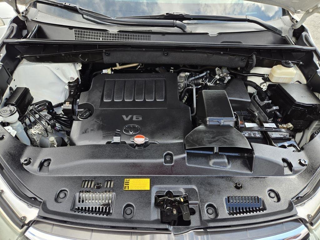 Toyota Highlander Limited FWD V6 2016