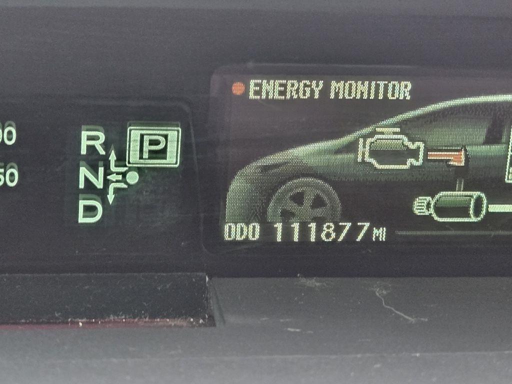 Toyota Prius Two 2015
