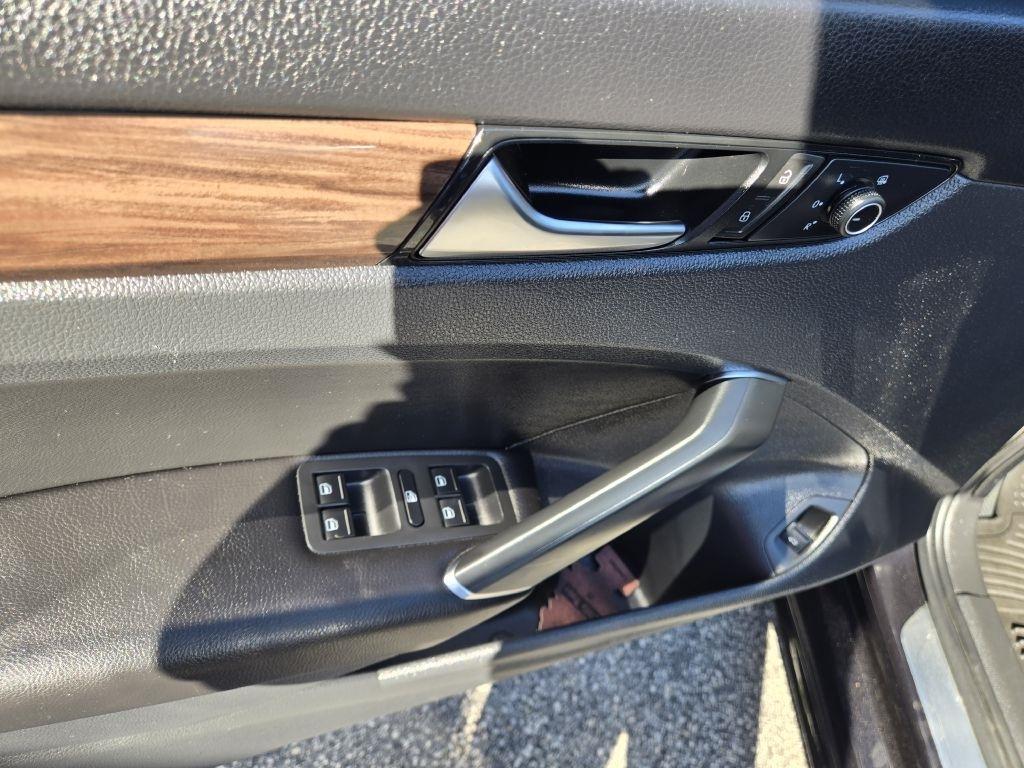 Volkswagen Passat SEL 2020
