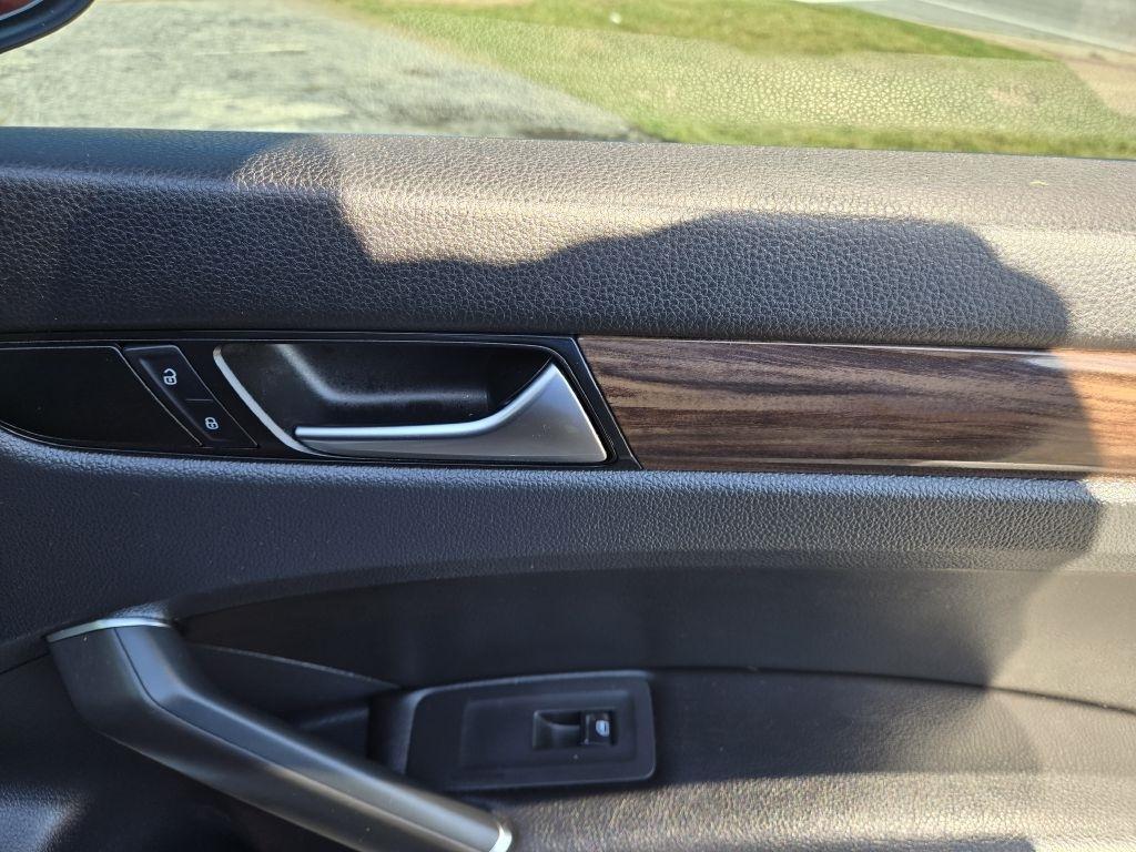 Volkswagen Passat SEL 2020