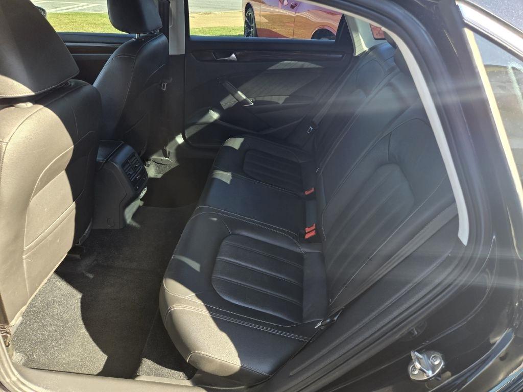 Volkswagen Passat SEL 2020