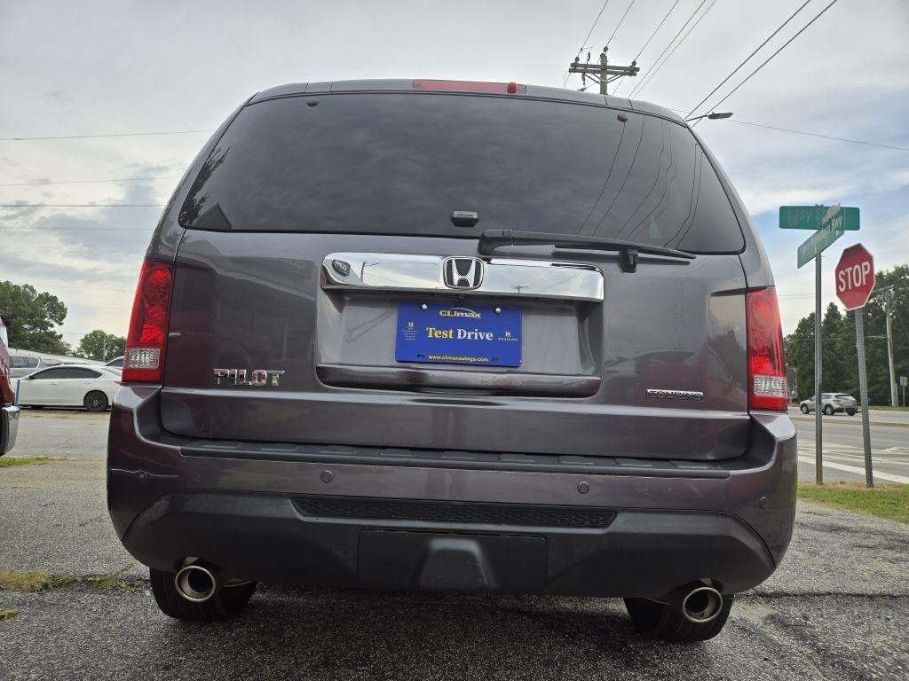 Honda Pilot Touring 2WD 5-Spd AT with DVD 2014
