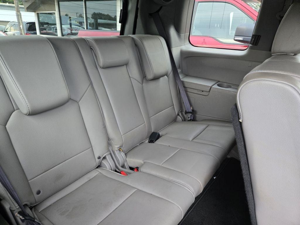 Honda Pilot Touring 2WD 5-Spd AT with DVD 2014