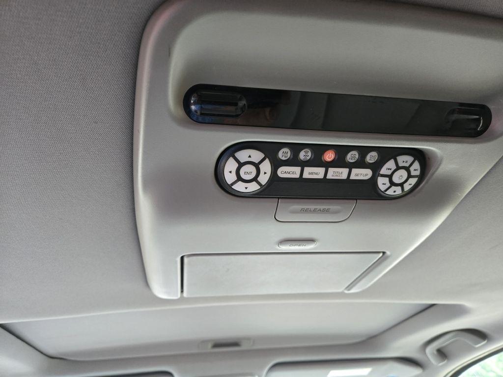 Honda Pilot Touring 2WD 5-Spd AT with DVD 2014