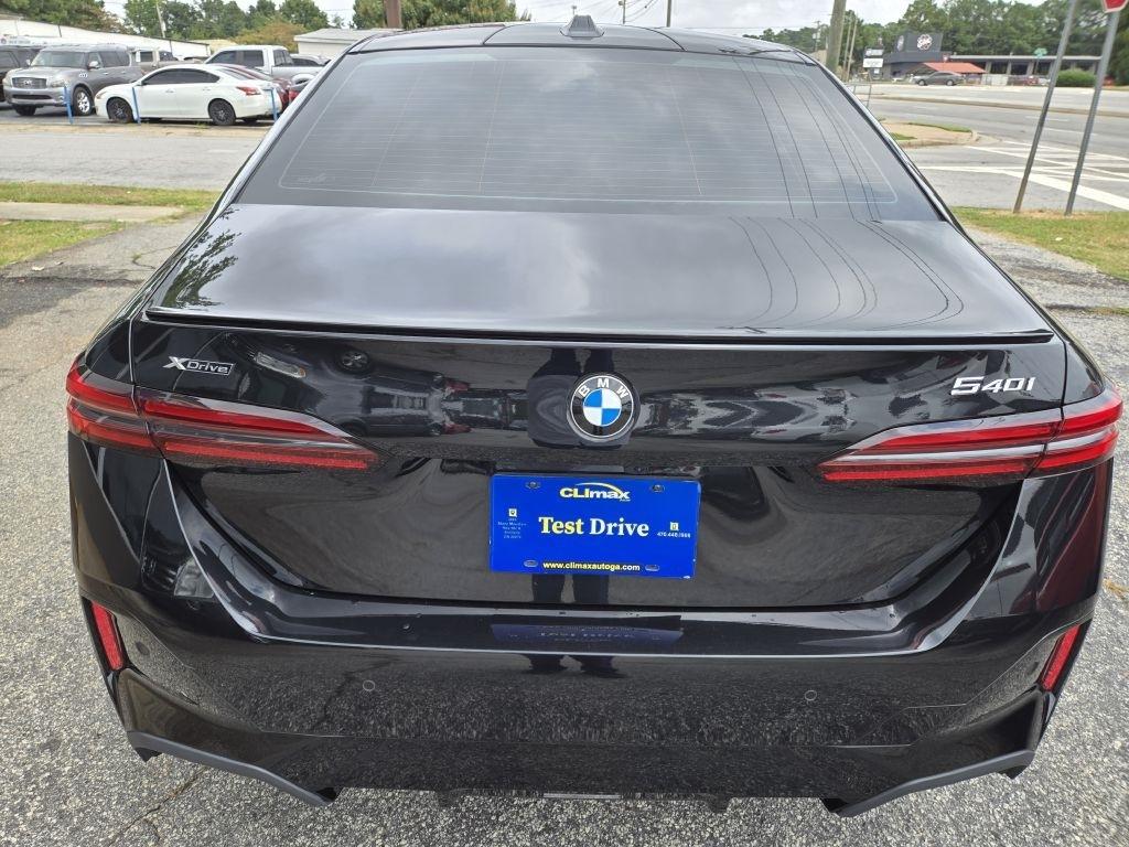 BMW 5-Series 540i xDrive 2024