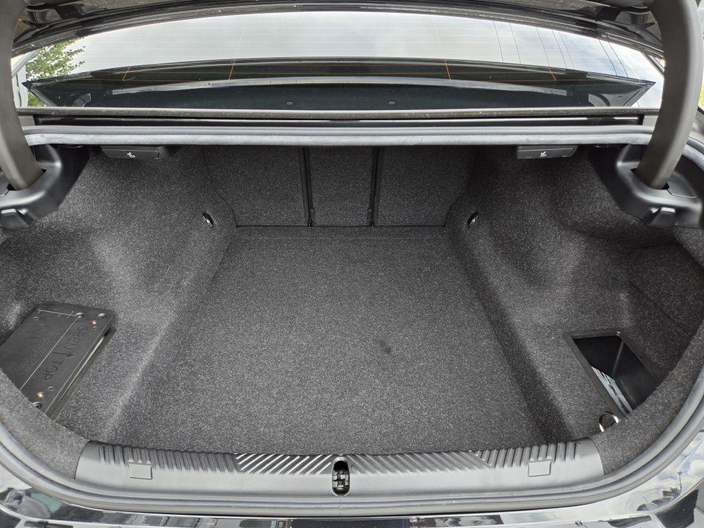 BMW 5-Series 540i xDrive 2024