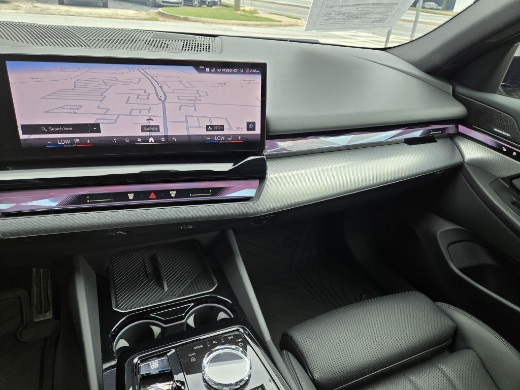 BMW 5-Series 540i xDrive 2024