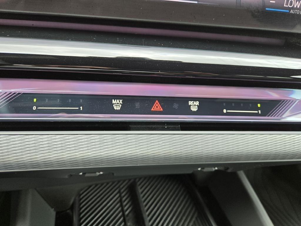 BMW 5-Series 540i xDrive 2024