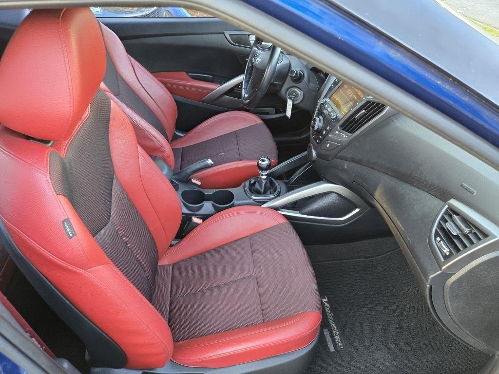 Hyundai Veloster Turbo 6MT 2016