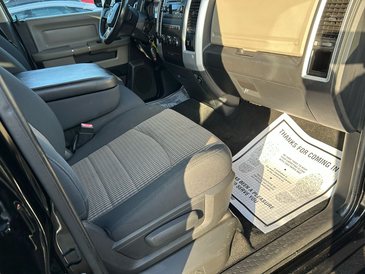 RAM 1500 4WD Crew Cab 149" Big Horn 2012