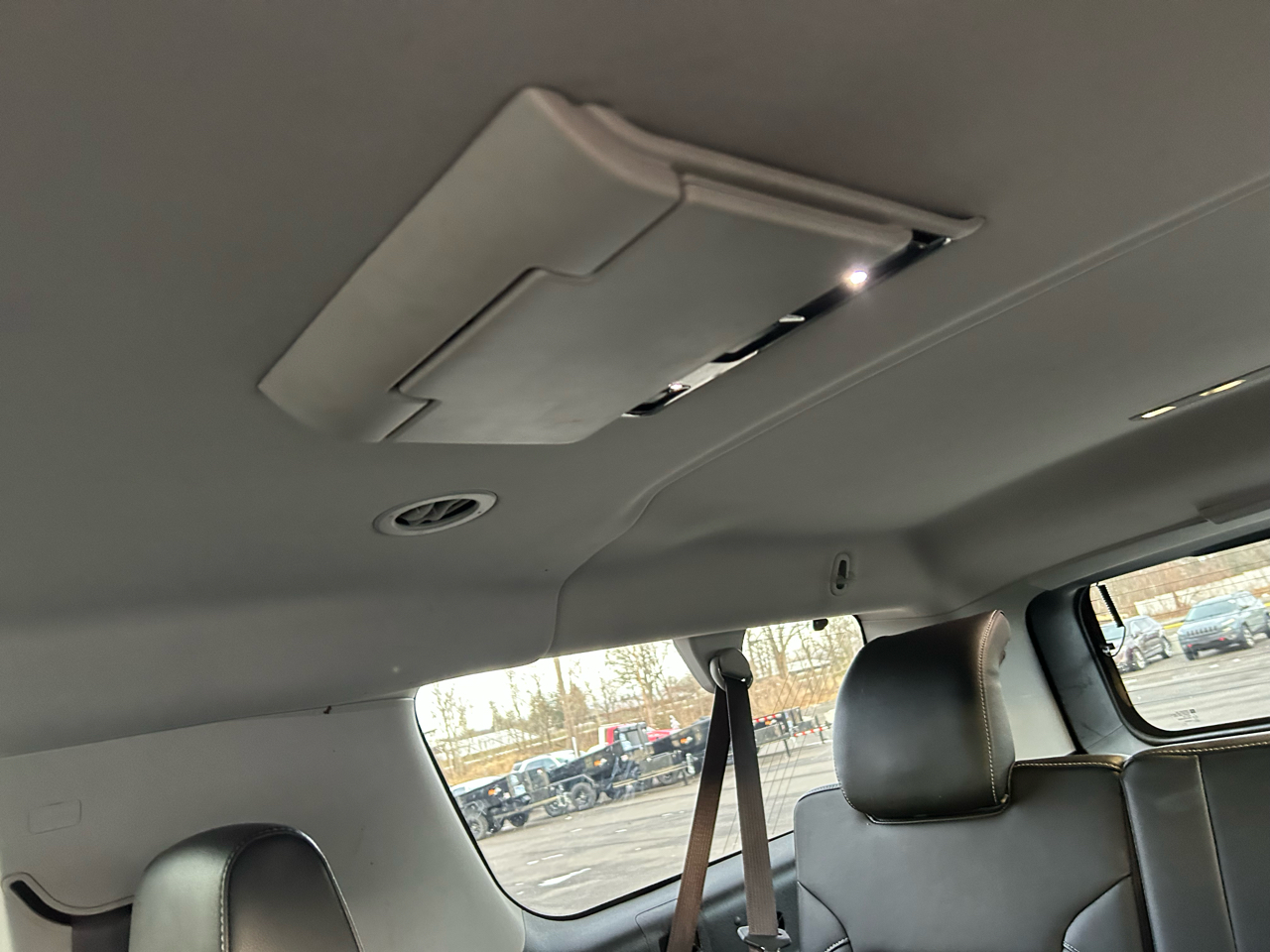 Chevrolet Suburban LT 4WD 2017